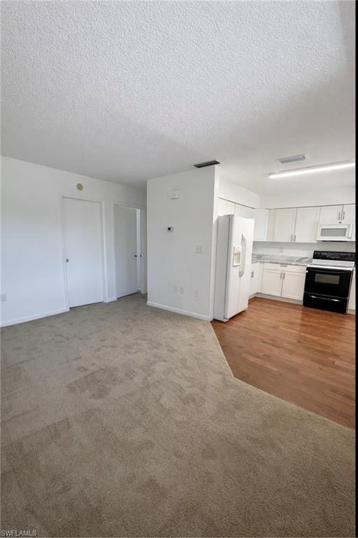 3325 Airport Rd N J6 Property Photo 6
