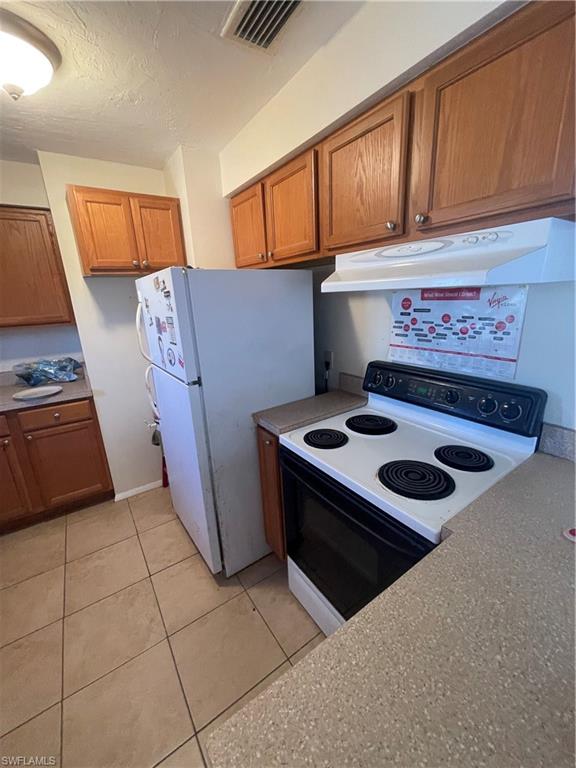 4861 Regal Property Photo 16