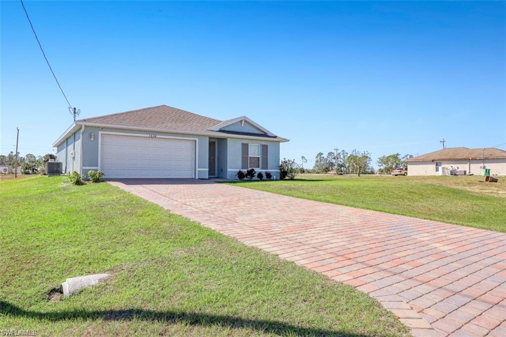 1634 34th ST Property Photo 1