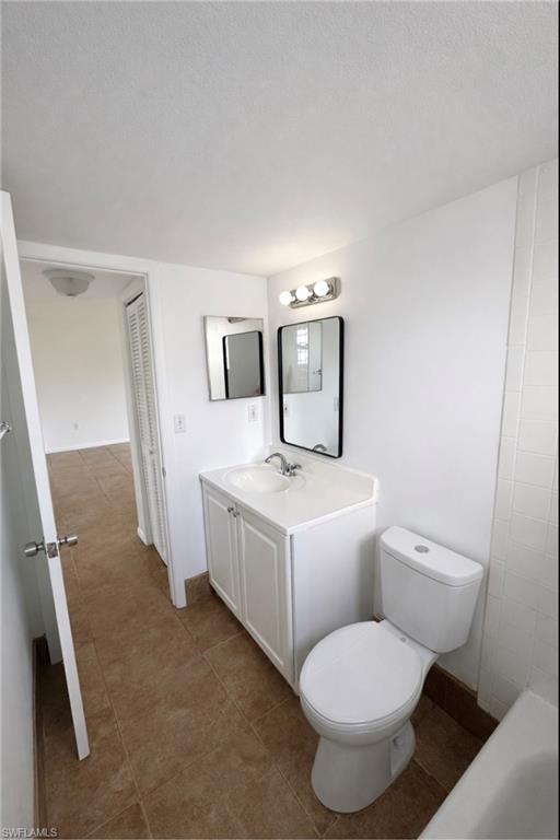 3325 Airport Rd N T4 Property Photo 3
