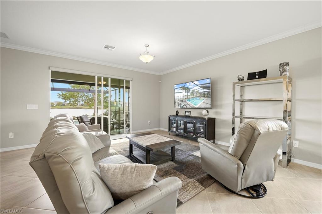17644 Winding Wood Ln Property Photo 10