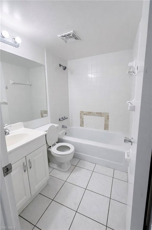 3325 Airport Rd N R3 Property Photo 3