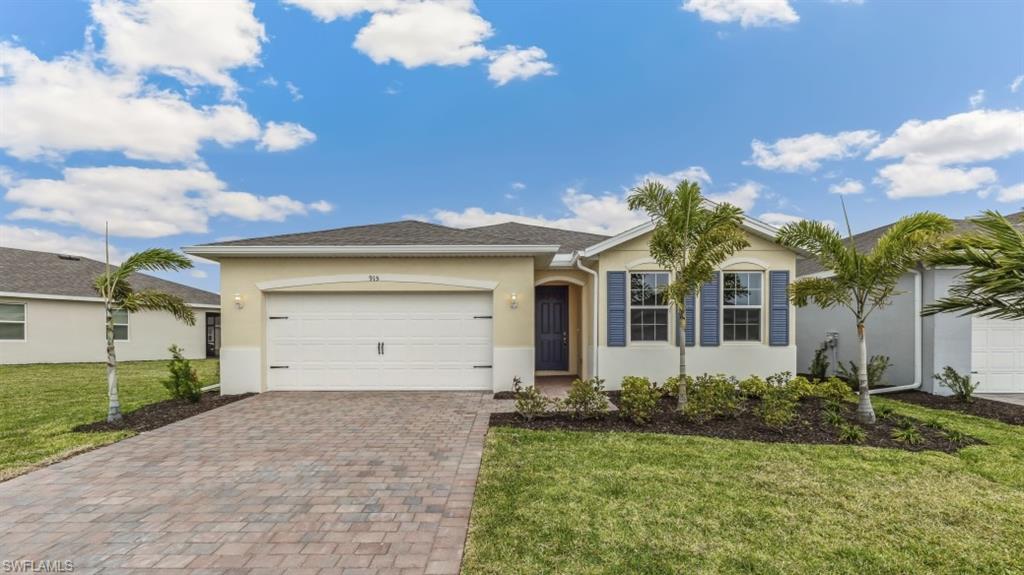 17971 Shade Tree LOOP Property Photo 1