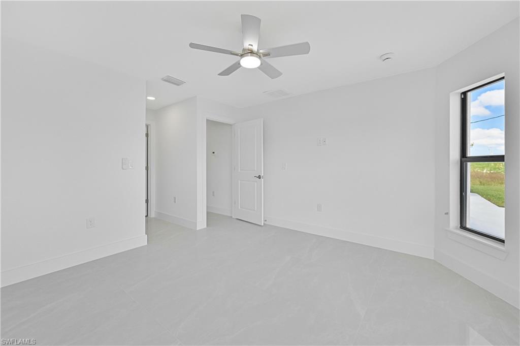 4711 27th St Sw Property Photo 13