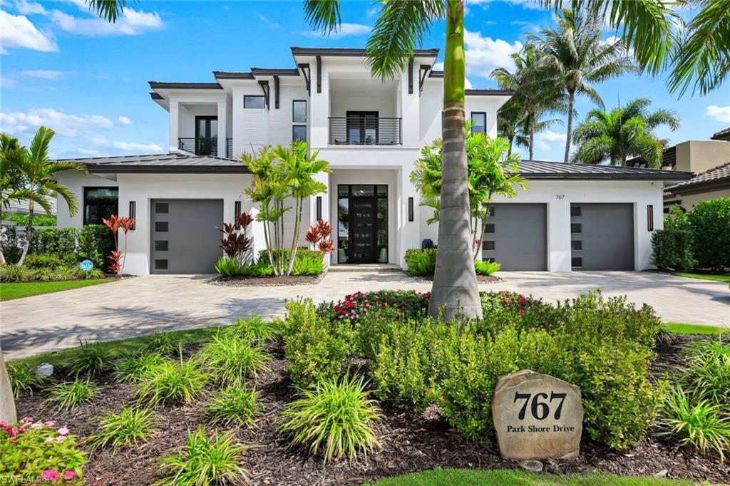 767 Park Shore Dr Property Photo 1