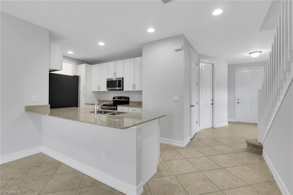 7738 Bristol Cir Property Photo 3