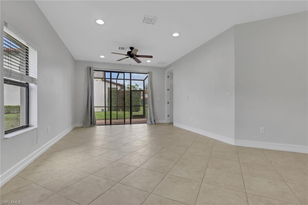 7738 Bristol Cir Property Photo 9