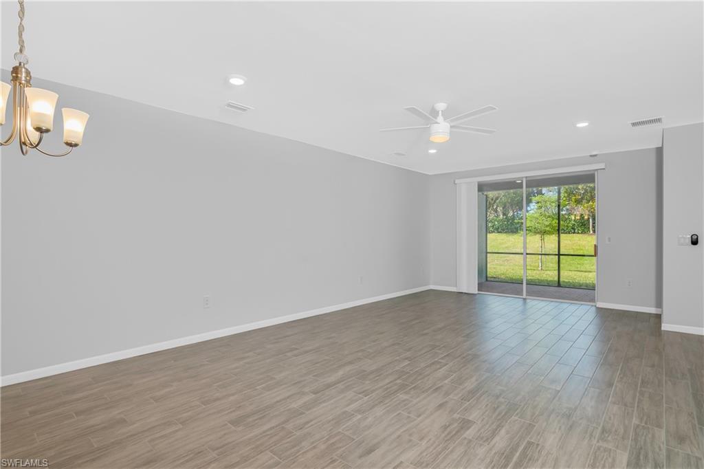 14559 Edgewater Cir Property Photo 10