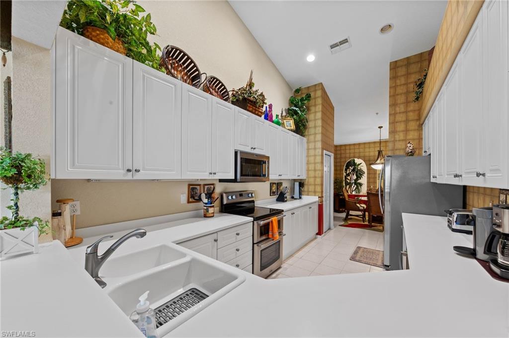 3920 Deer Crossing Ct 202 Property Photo 16