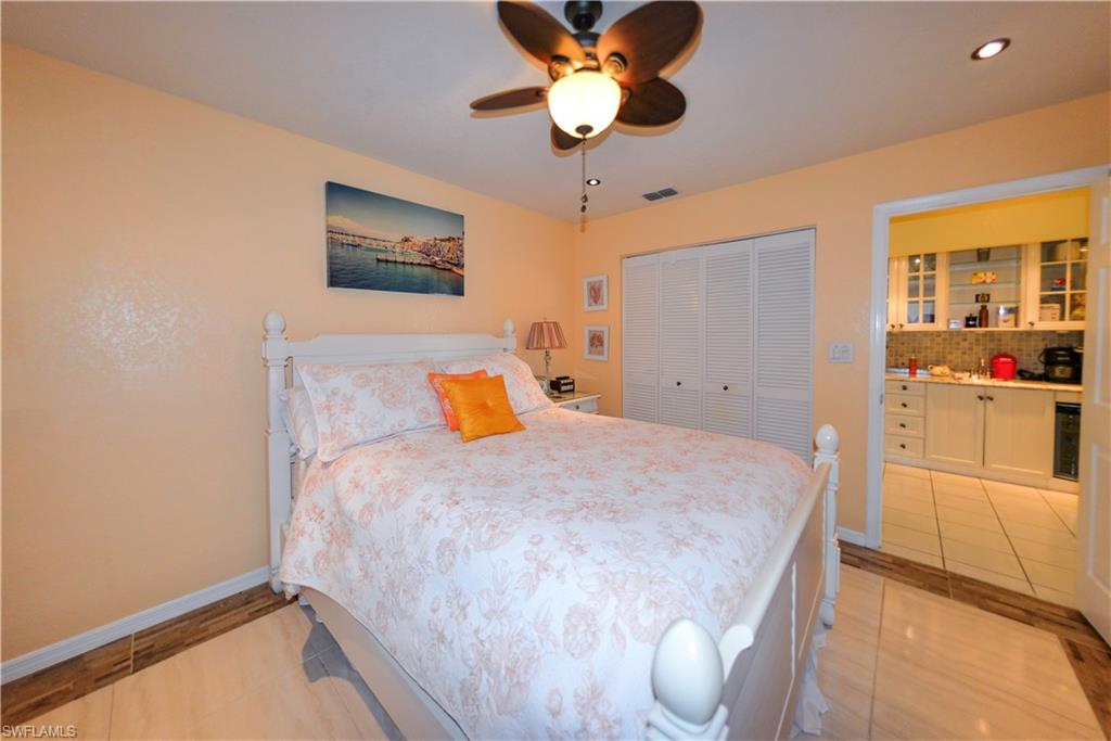 22161 Tallwood Ct 706 Property Photo 11