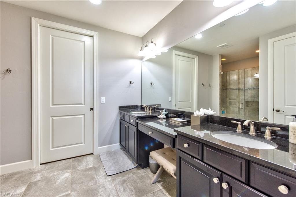 8764 Bellano Ct 3-102 Property Photo 15