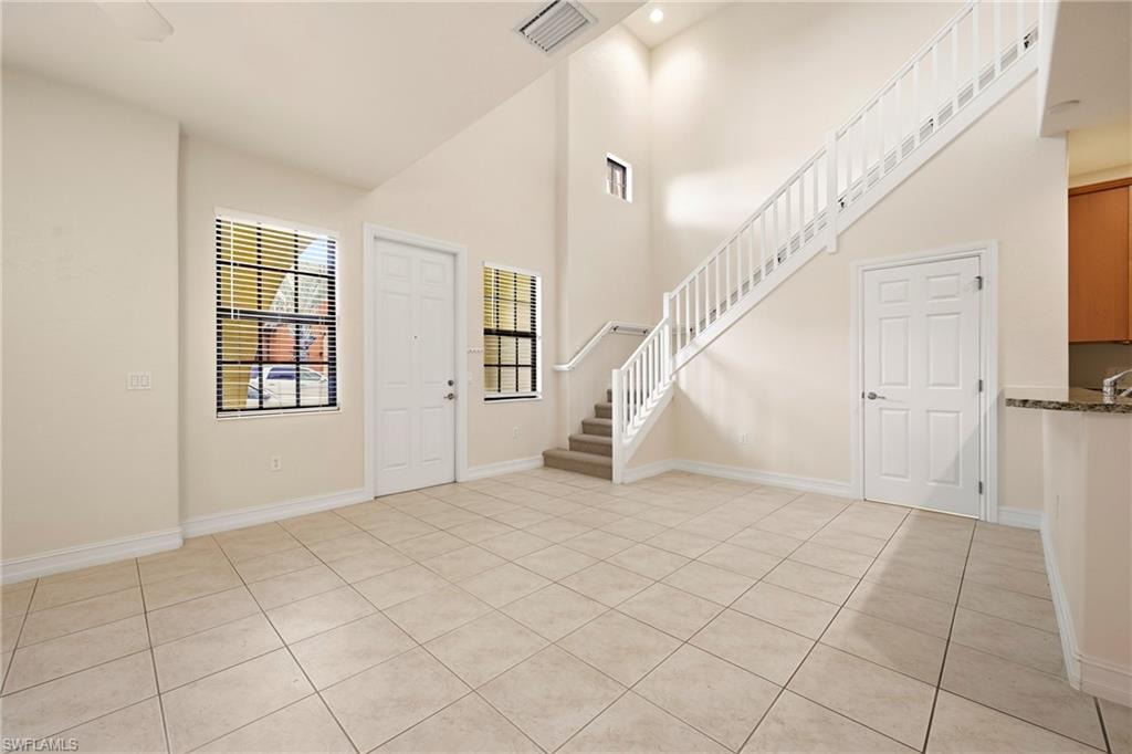 9098 Capistrano St S 7103 Property Photo 4