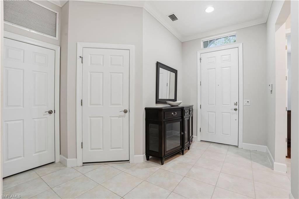 9328 Fieldstone Ln Property Photo 4
