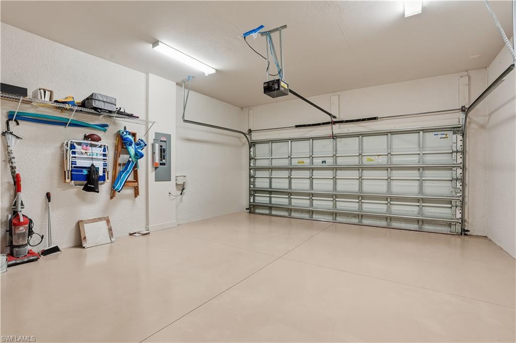 9328 Fieldstone Ln Property Photo 24