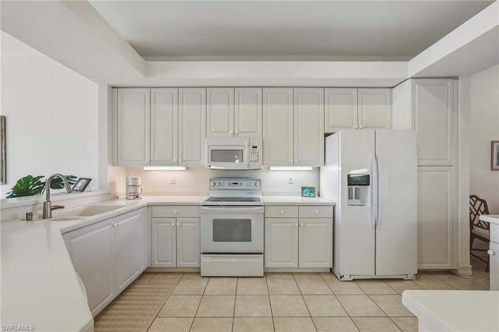 1875 Les Chateaux Blvd 303 Property Photo 7