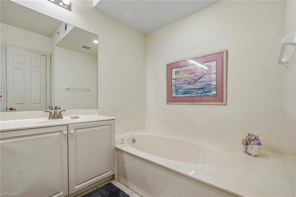 1875 Les Chateaux Blvd 303 Property Photo 11
