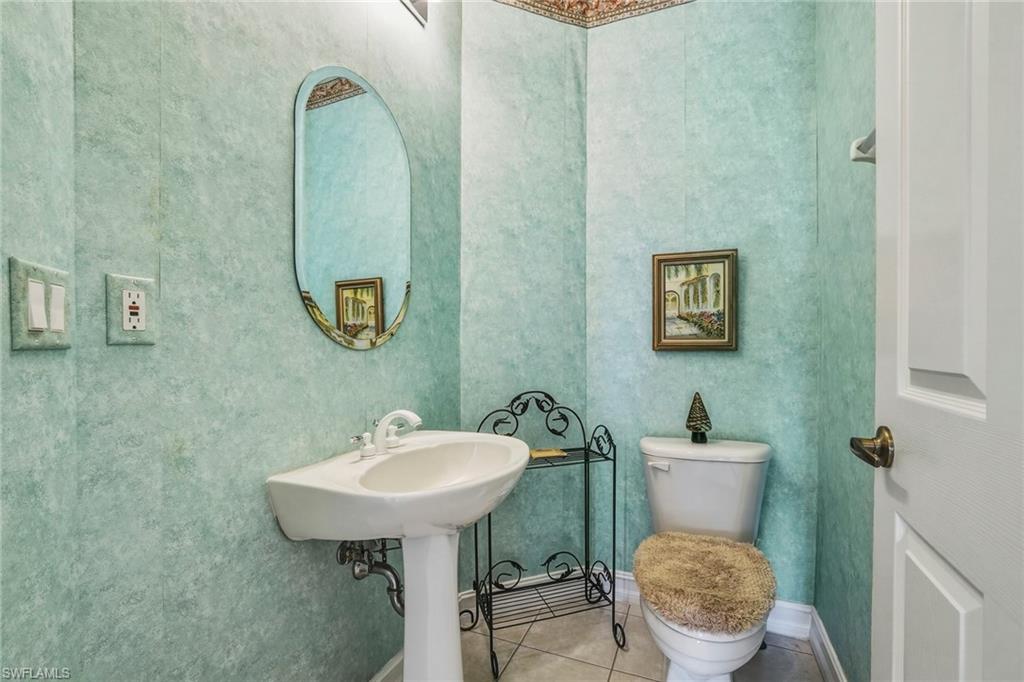 1875 Les Chateaux Blvd 303 Property Photo 17