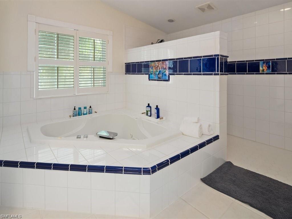 100 Fairview Ave Property Photo 23