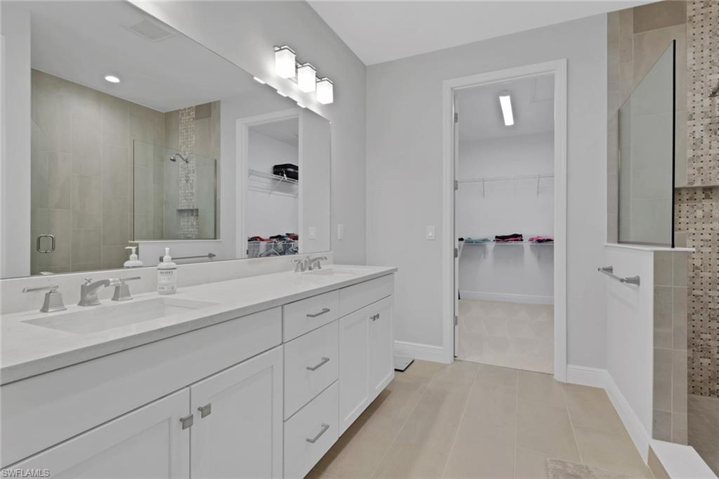 2633 Seychelles Cir 2305 Property Photo 14
