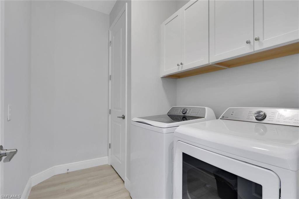 2633 Seychelles Cir 2305 Property Photo 21