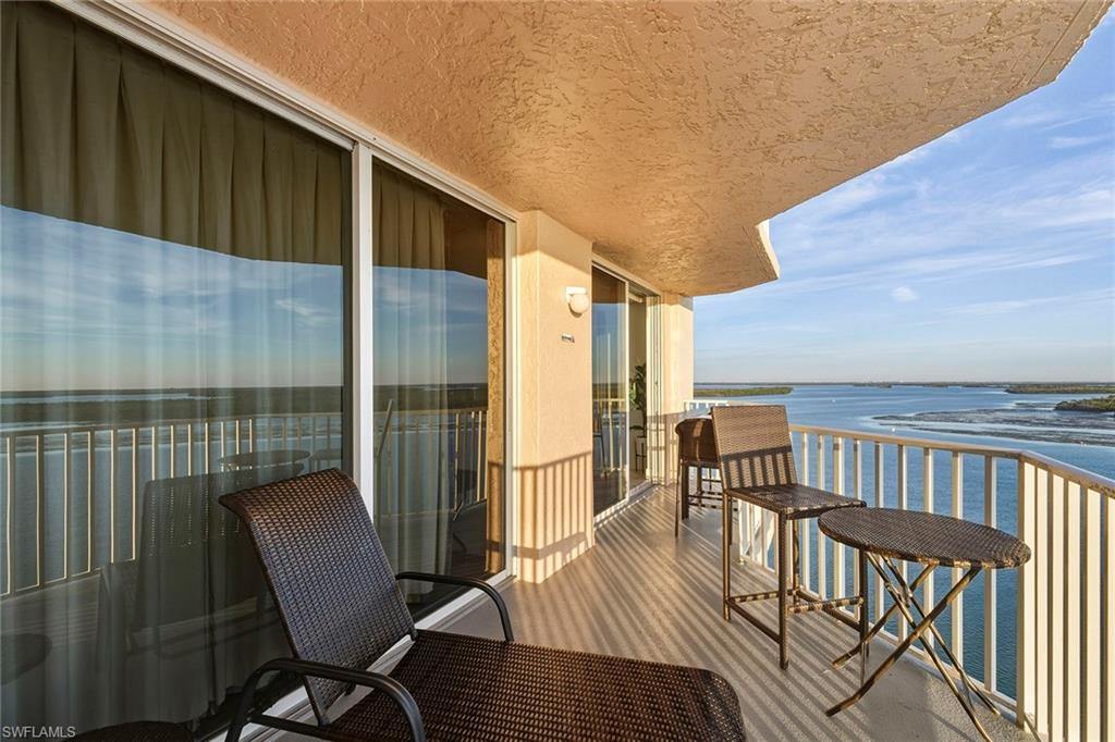 8771 Estero Blvd 903 Property Photo 17