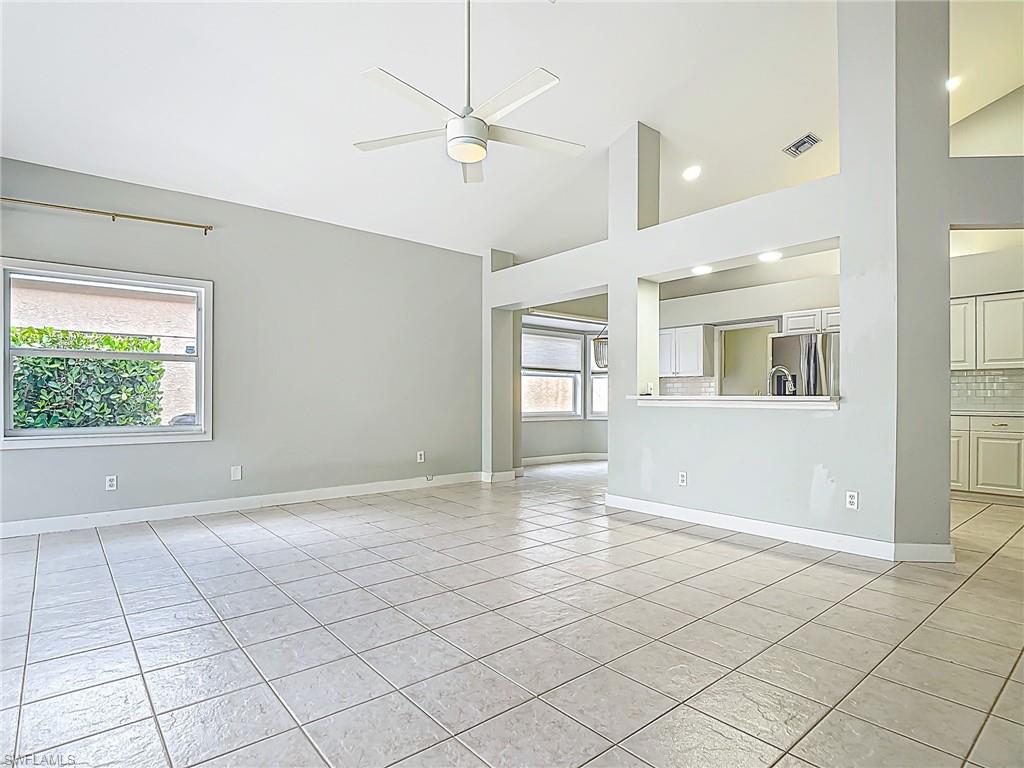 351 Pindo Palm Dr Property Photo 12