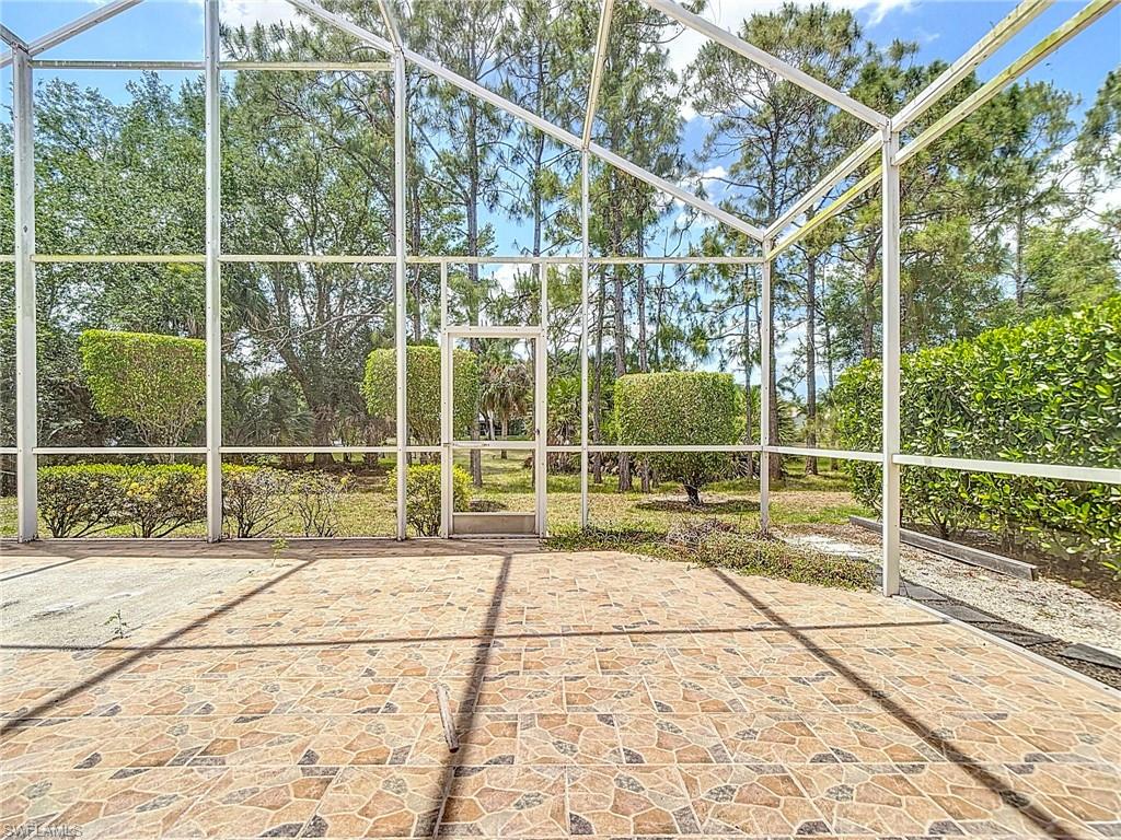 351 Pindo Palm Dr Property Photo 37