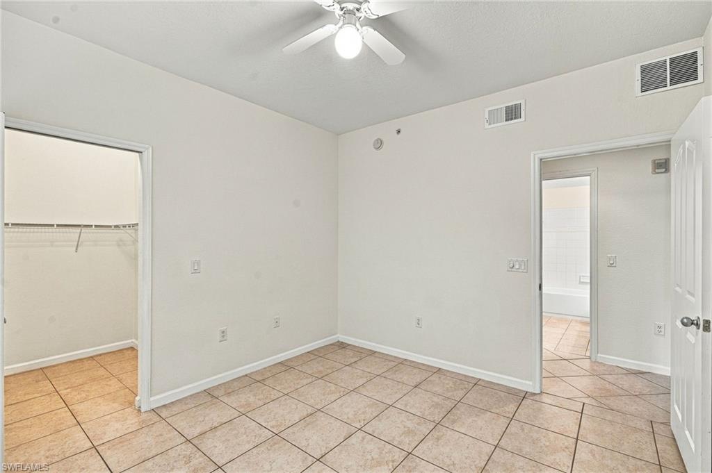 13010 Positano Cir 108 Property Photo 21