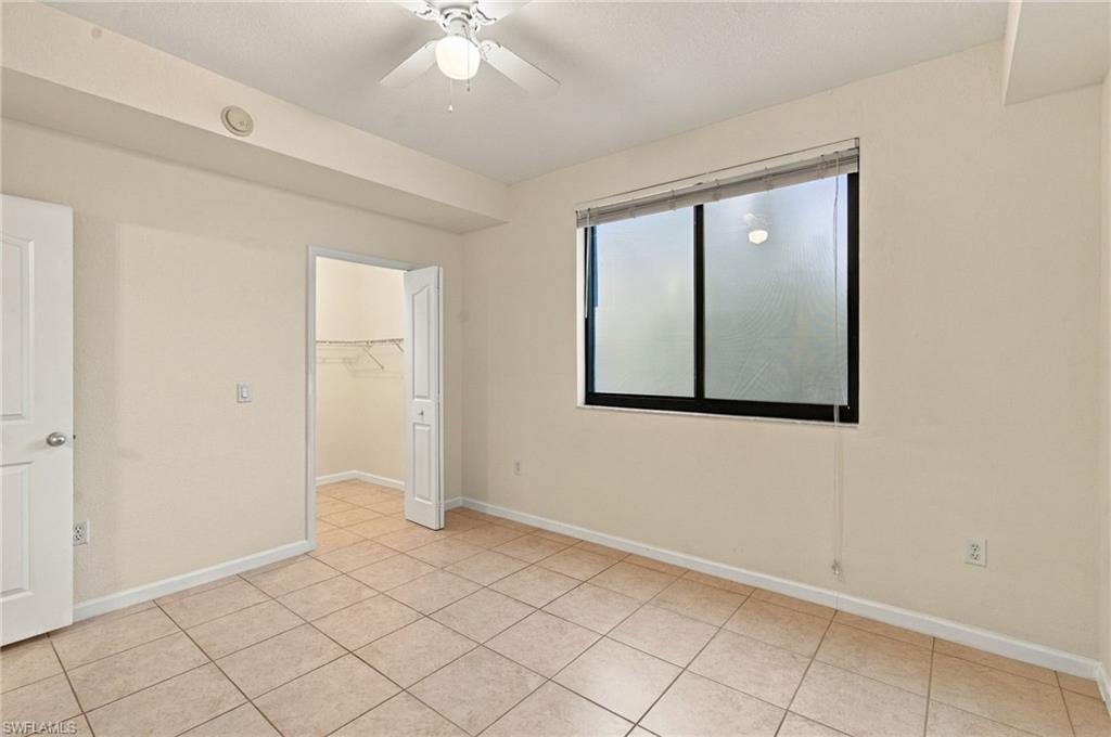 13010 Positano Cir 108 Property Photo 24