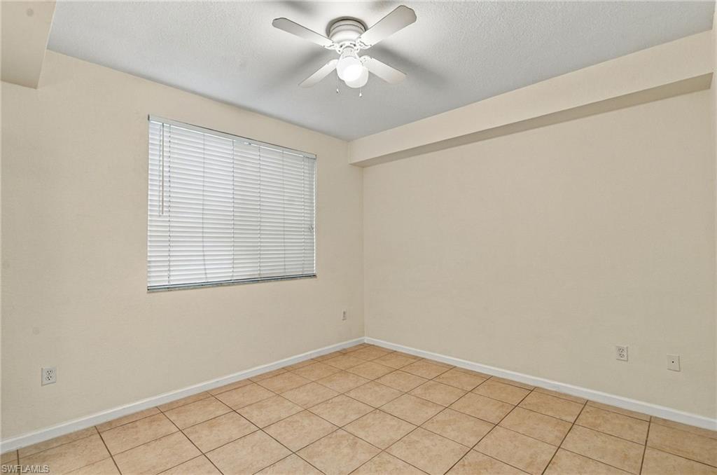 13010 Positano Cir 108 Property Photo 25