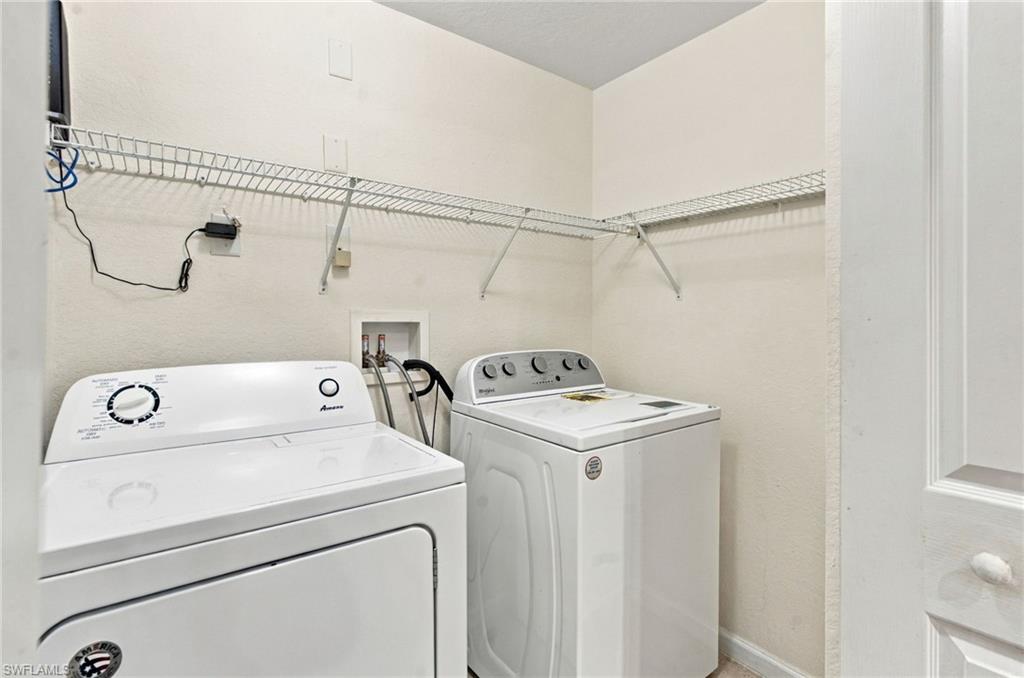 13010 Positano Cir 108 Property Photo 27