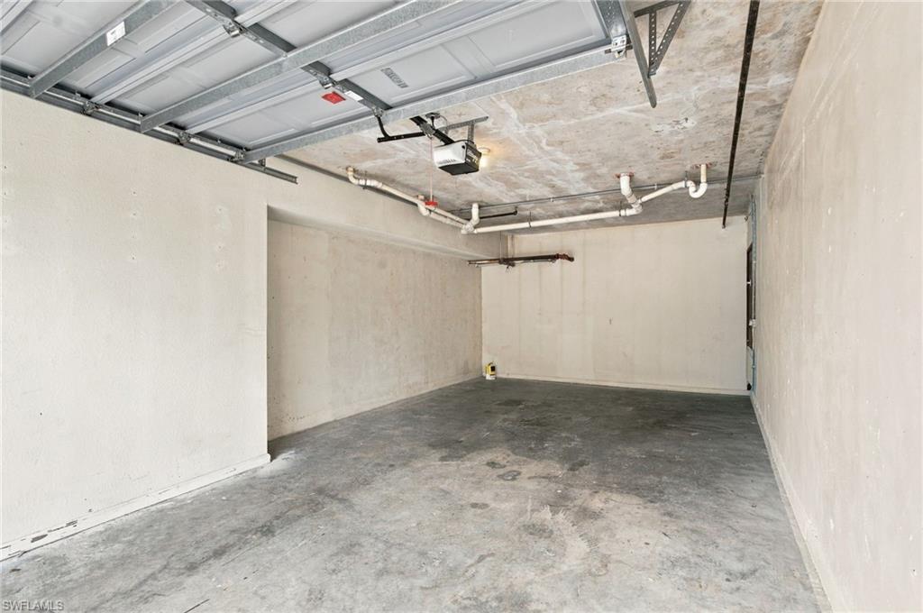 13010 Positano Cir 108 Property Photo 28