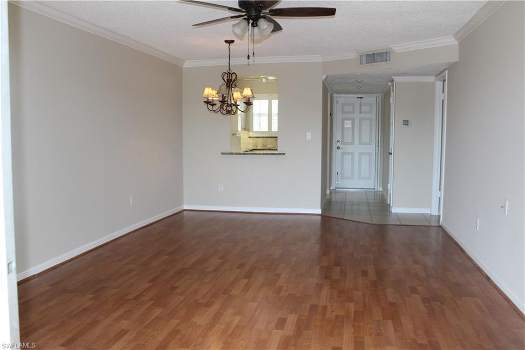 226014725 Property Photo 15