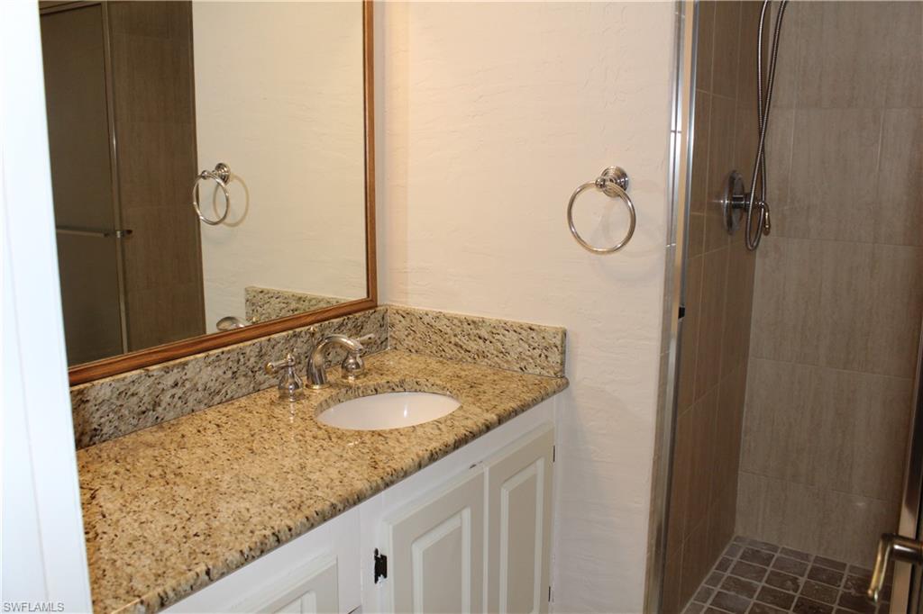 226014725 Property Photo 21
