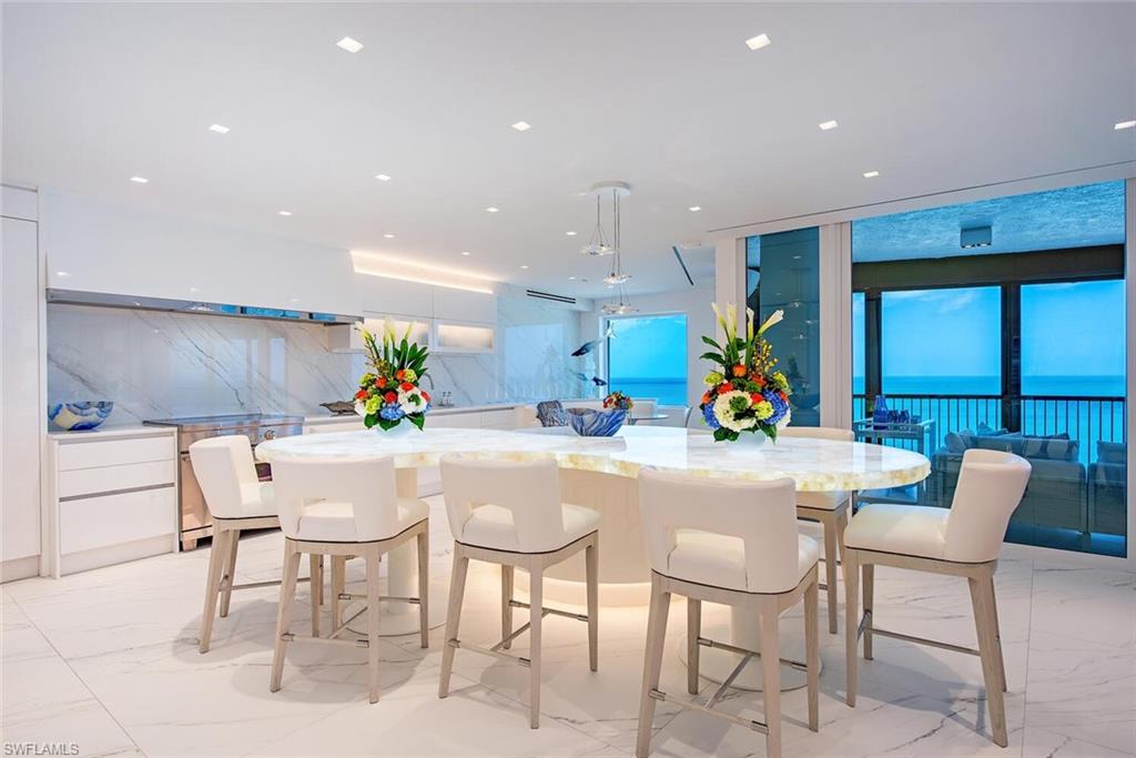 8665 Bay Colony Dr 1202 Property Photo 22