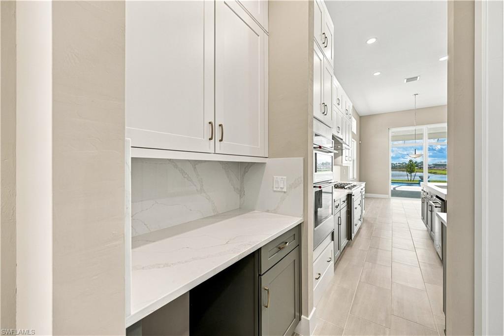 8718 Driftwood Dr Property Photo 8