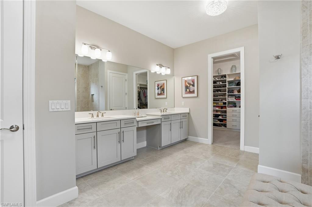 11161 Canal Grande Dr Property Photo 16
