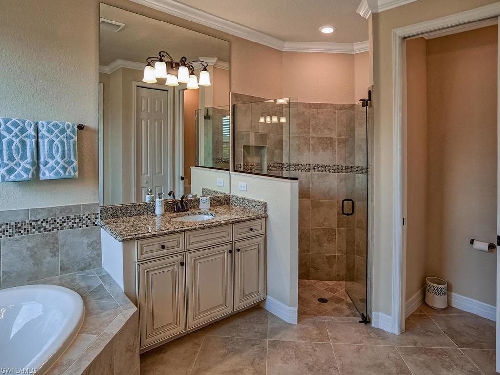 2850 Aviamar Cir Property Photo 14