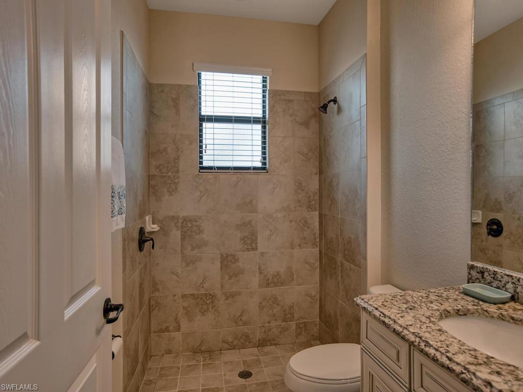 2850 Aviamar Cir Property Photo 18