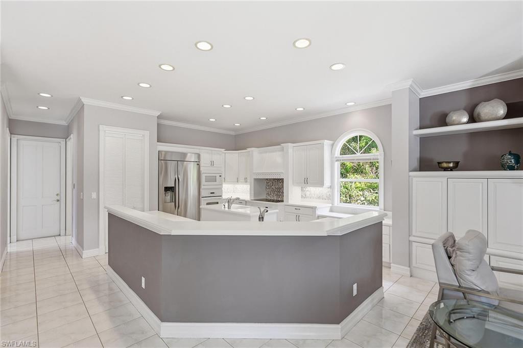 6656 Trail Blvd Property Photo 18