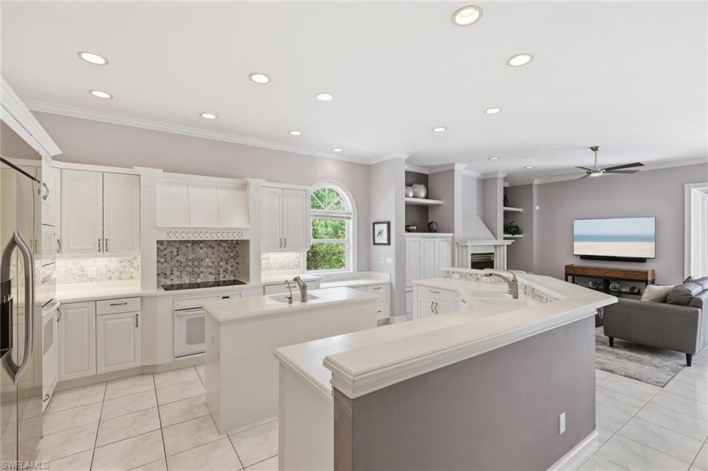 6656 Trail Blvd Property Photo 19
