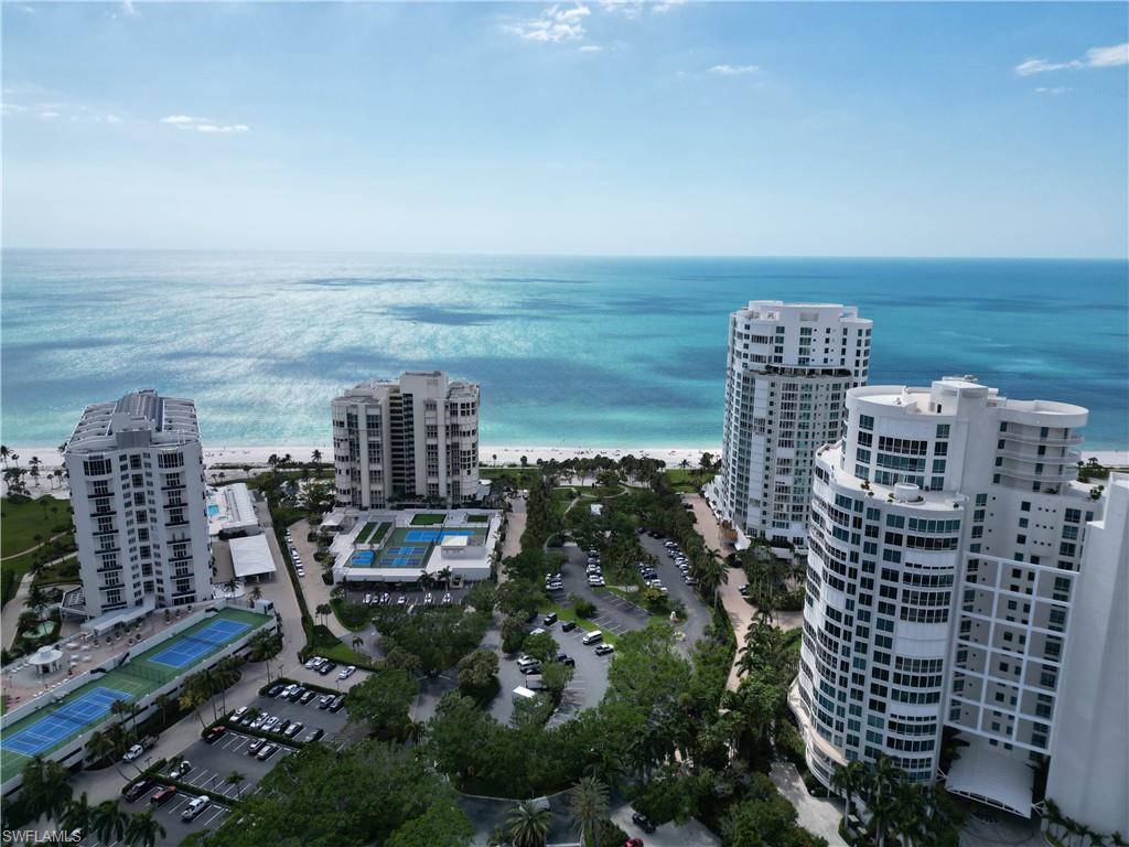 300 Park Shore Dr 1b Property Photo 4