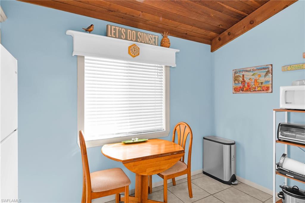 2980 Kings Lake Blvd 2980 Property Photo 4