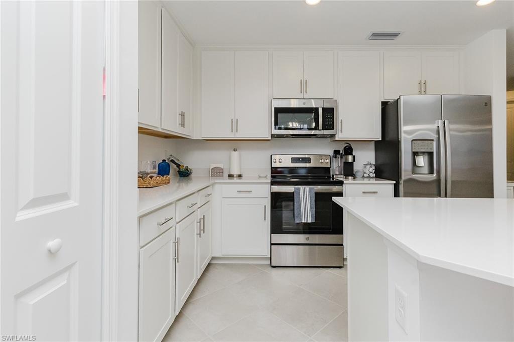 5629 Double Eagle Cir 4218 Property Photo 6