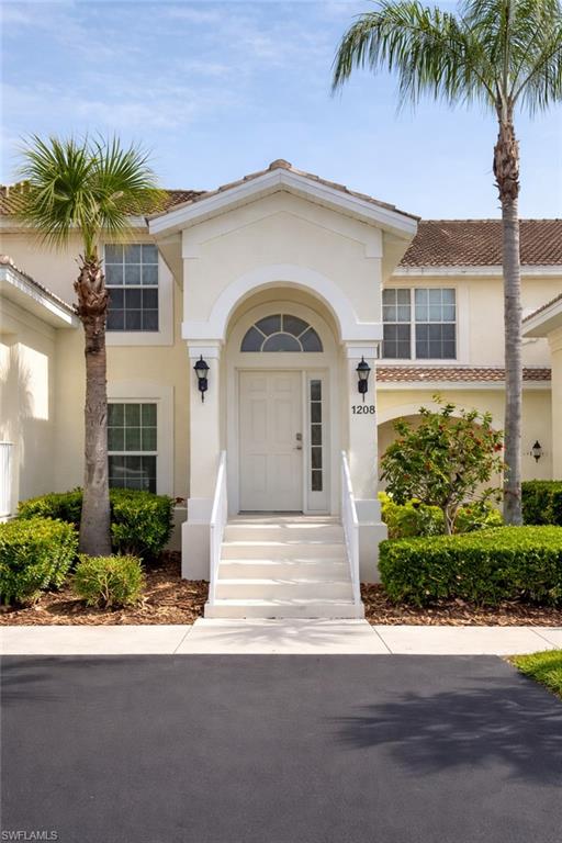 10135 Colonial Country Club Blvd 1208 Property Photo 2