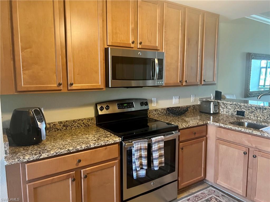 9509 Avellino Way 1815 Property Photo 8