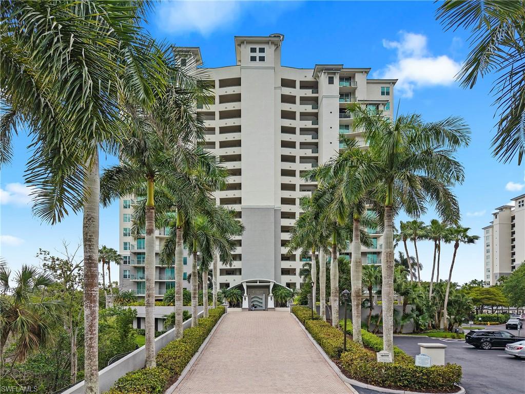 425 Cove Tower Dr 403 Property Photo 25