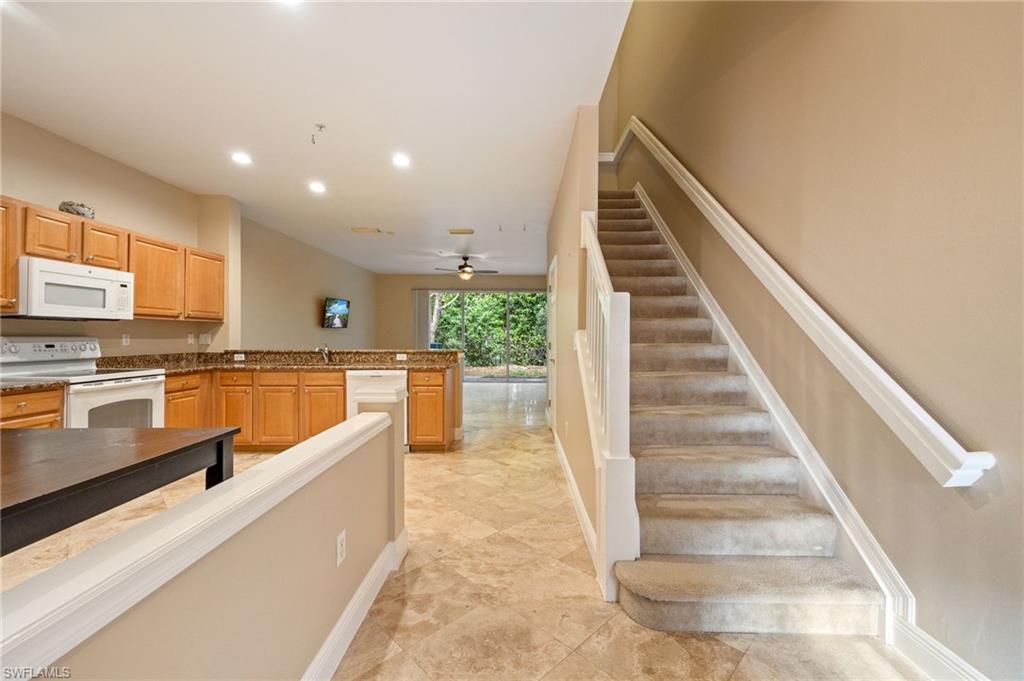 15715 Marcello Cir Property Photo 6