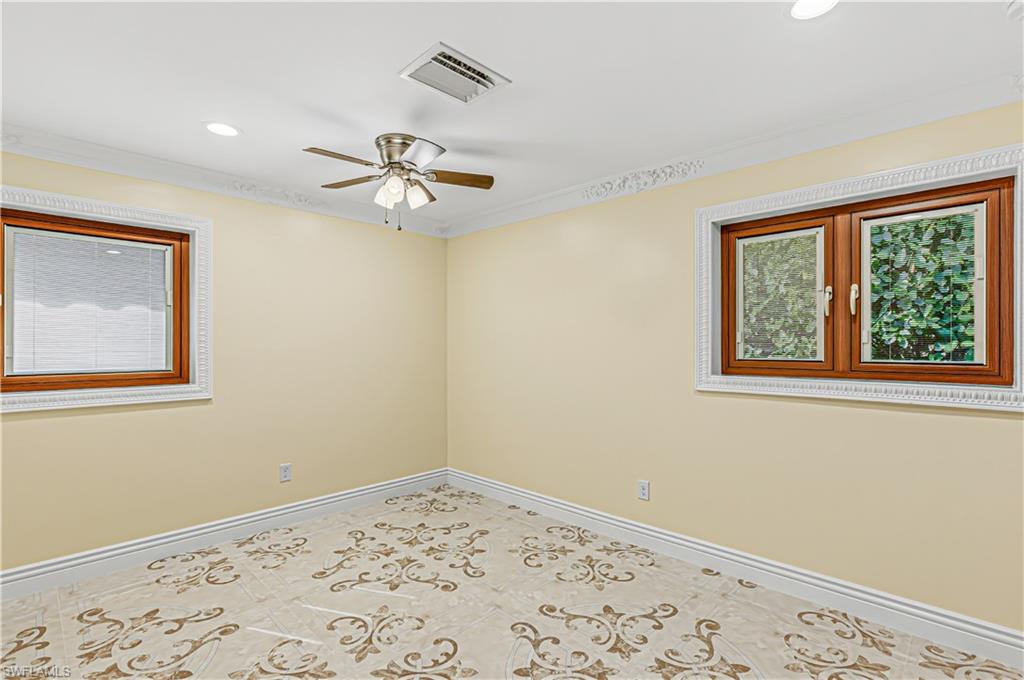 1287 Collier Blvd Property Photo 17