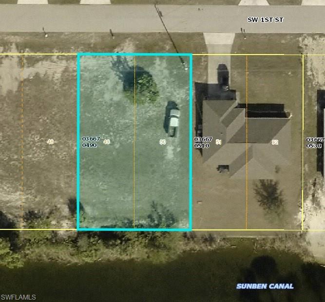 1032 1st St Property Photo 1